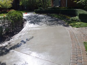 Pouring a concrete driveway